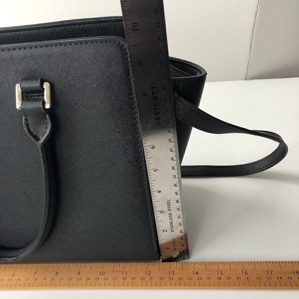 MK MICHAEL KORS  SELMA Saffiano Leather Black Gold detach strap 12.5 x 9 x 4.5" - Picture 13 of 16